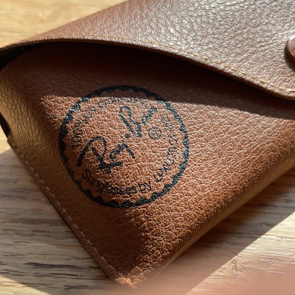 Brown Raybans Sunglass Case - Picture 2 of 5